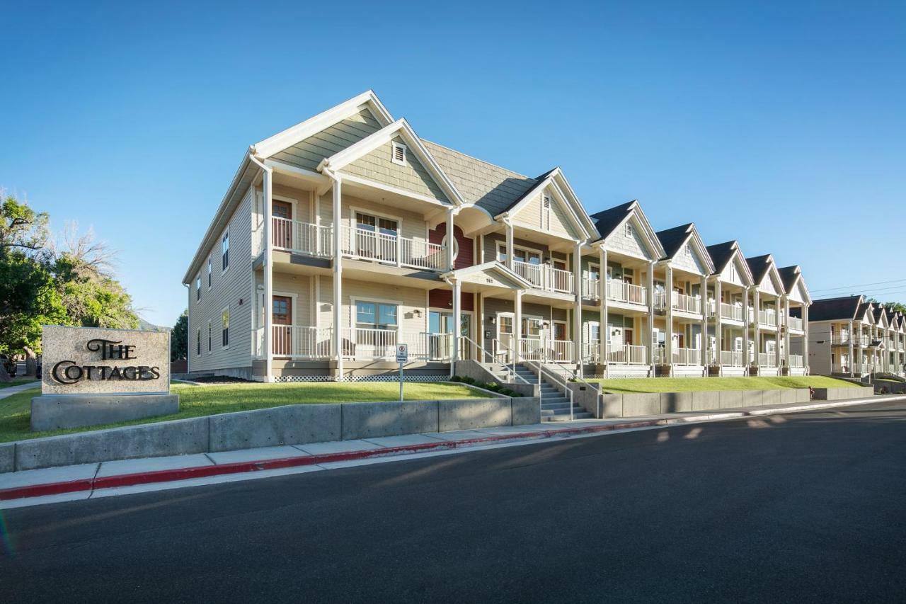 The Cottages At Shakespeare Lane - Сидар-Сити Экстерьер фото